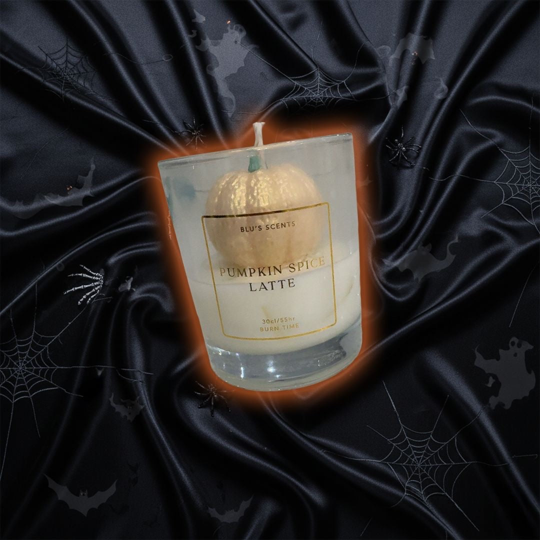 Pumpkin spice candle